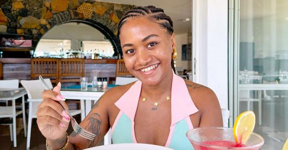 Coralie Makoona Moris Coralie Makoona