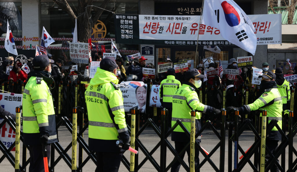 YoonImpeachmentCourtDelay Moris YoonImpeachmentCourtDelay